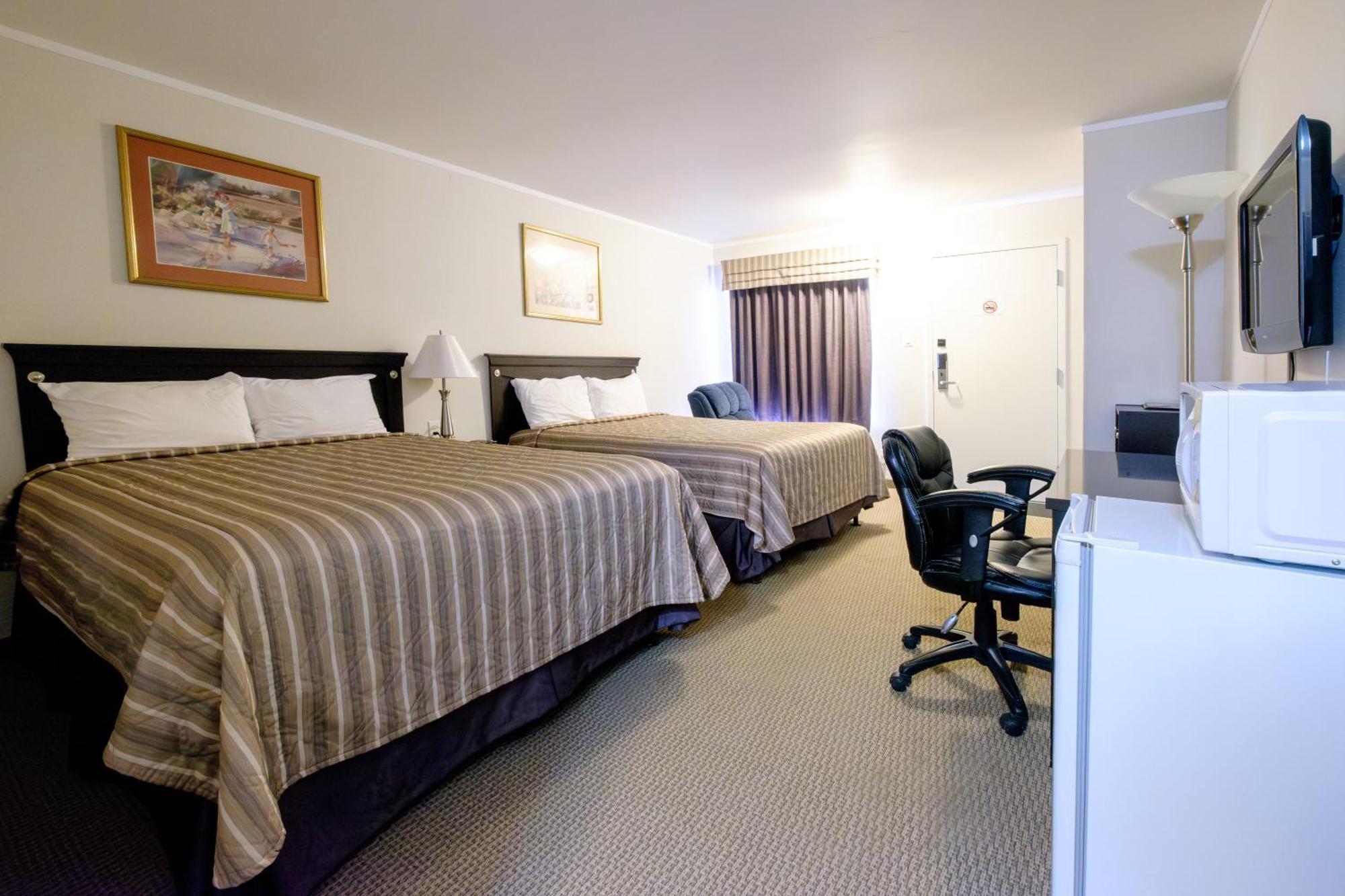 Perfect Inns & Suites Weyburn Exterior foto